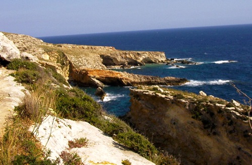 Wildromantische Kste von Malta